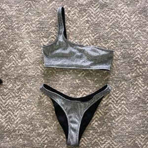 Melrose Triangl Bikini in silver